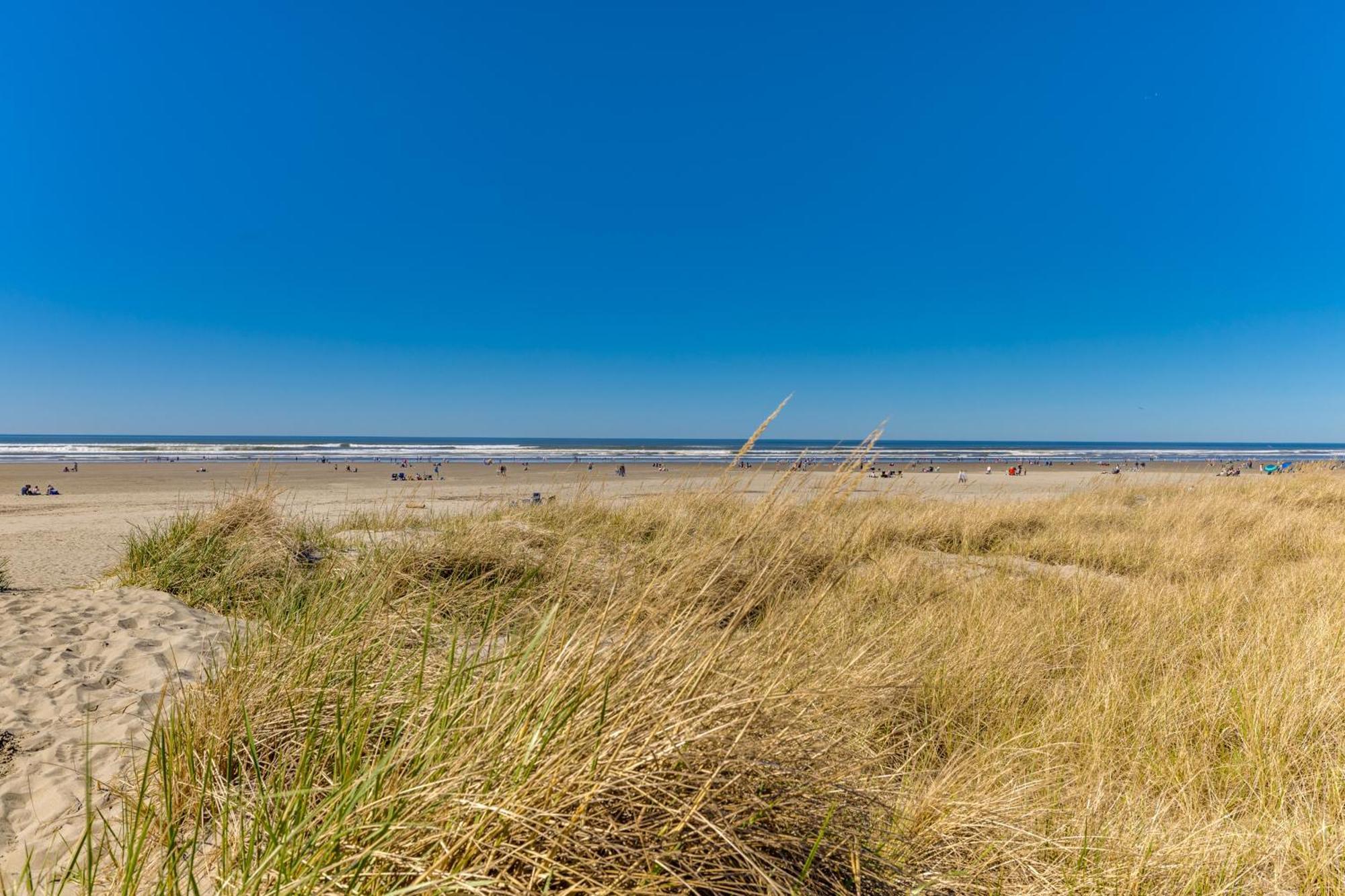 Sand & Sea: The Columbia Apartment Seaside Exterior foto